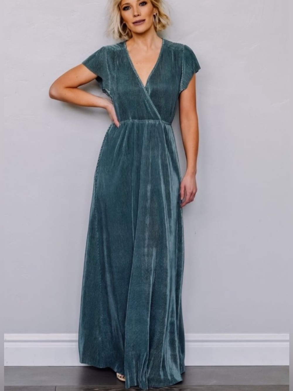 Baltic born athena pleated maxi dress lagoon blue size extra small